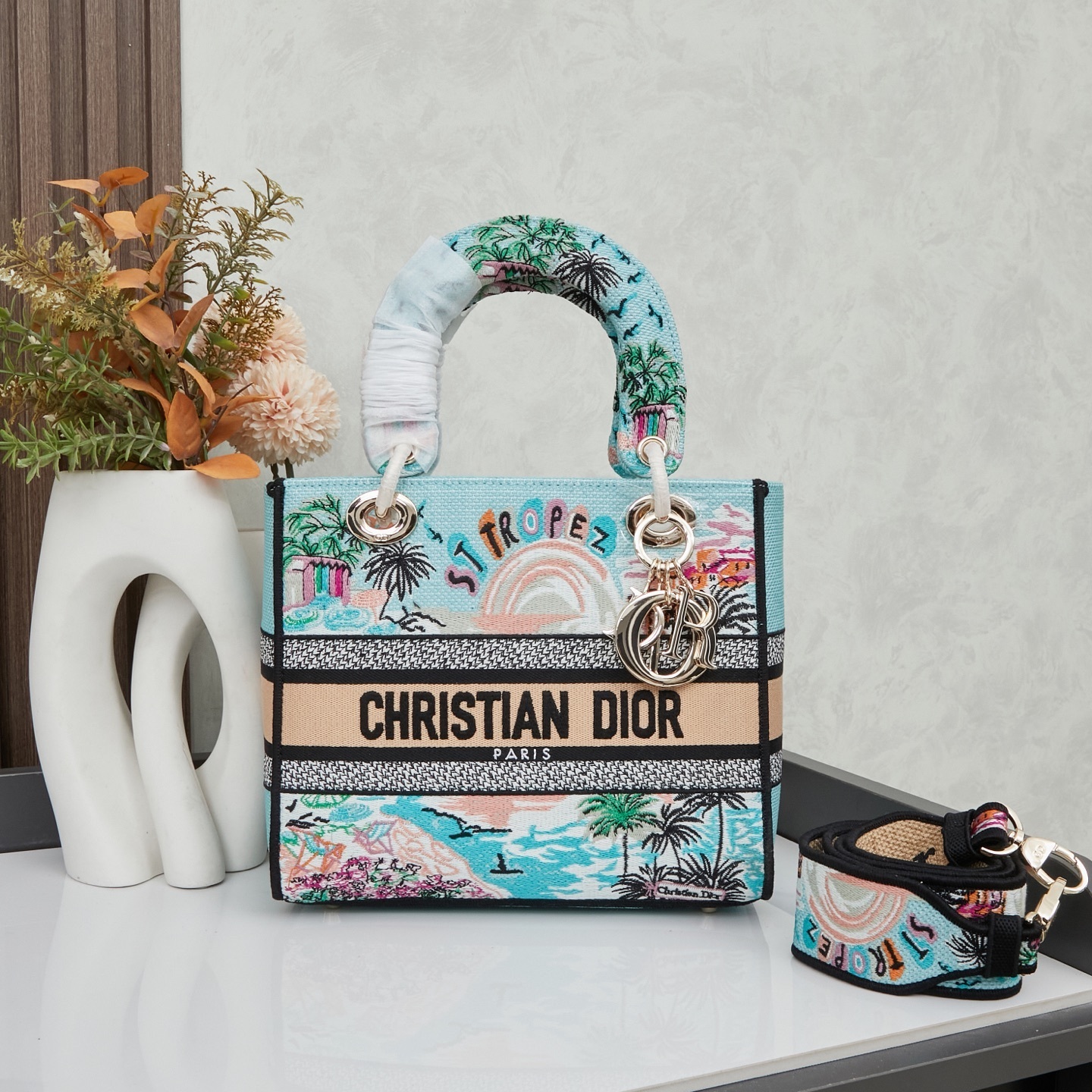 M8002/053/24X20X11CM gallery