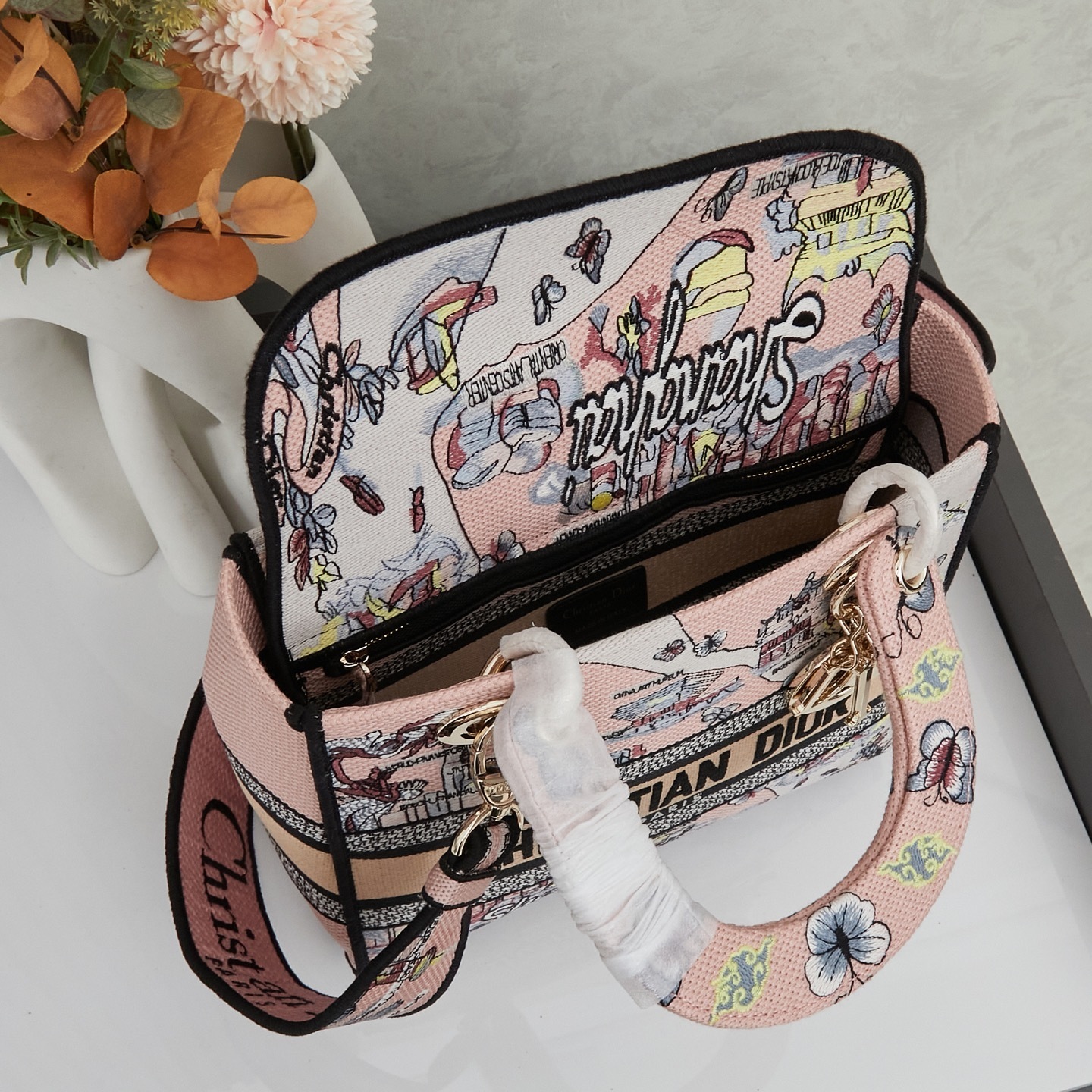 M8002/053/24X20X11CM gallery