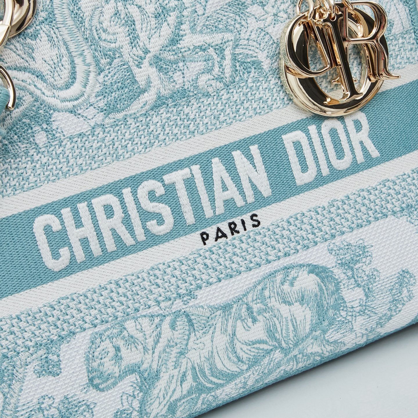 M8002/053/24X20X11CM gallery