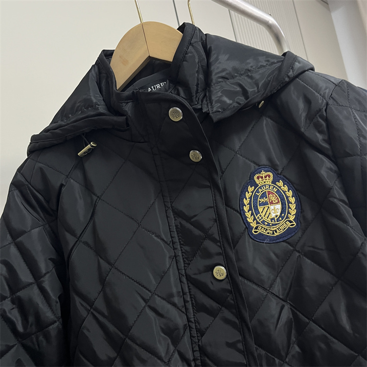 XG8446-1,118 gallery