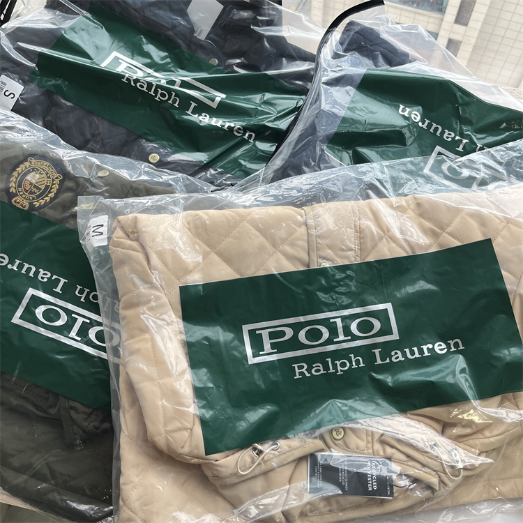 XG8446-1,118 gallery