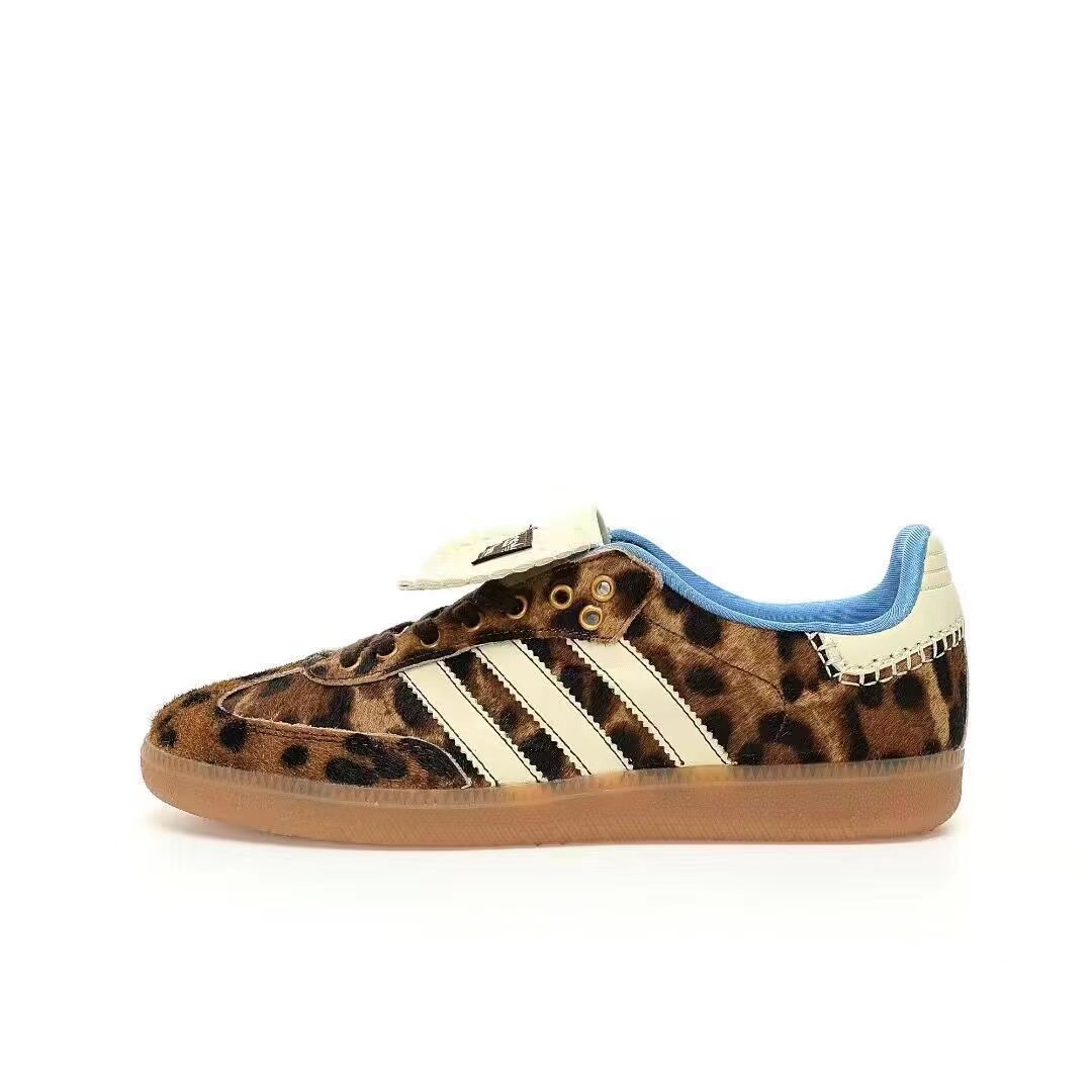 Oo1369-364.2💴52.9$adidas gallery