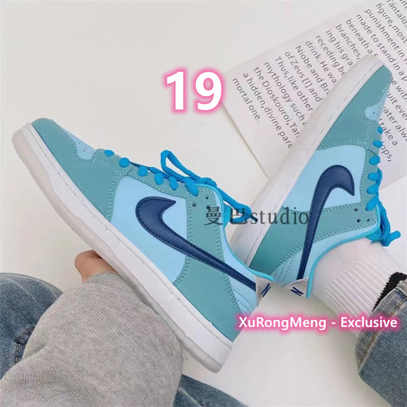 V1050-33.06$NIKE gallery