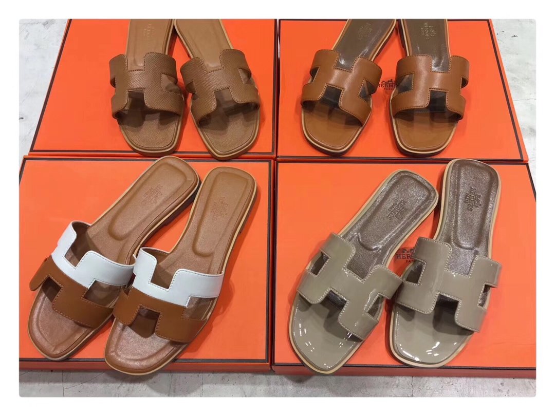 V1261-204💴34.99$HERMES gallery