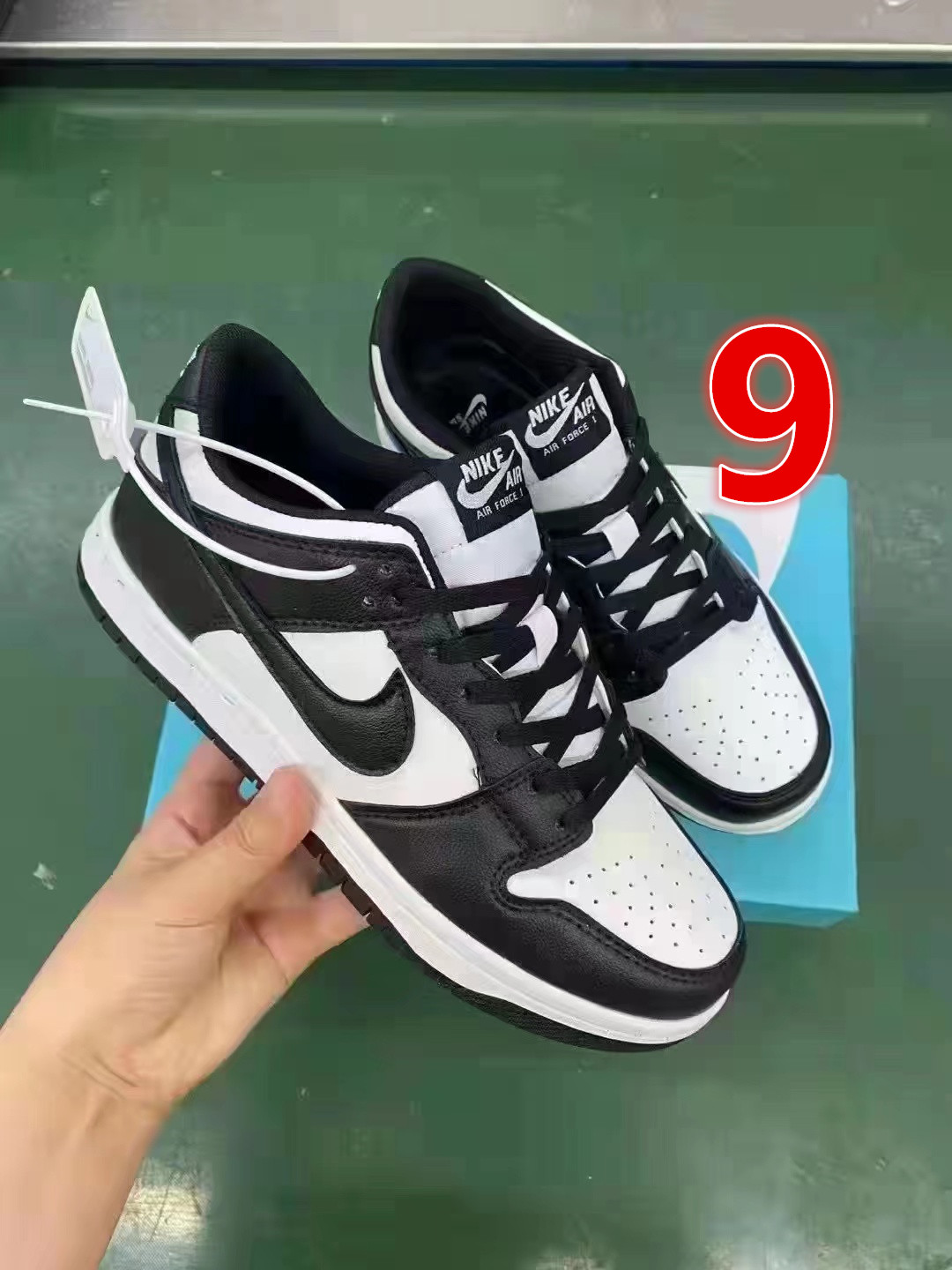 V1591-200.76💴32.88$NIKE gallery