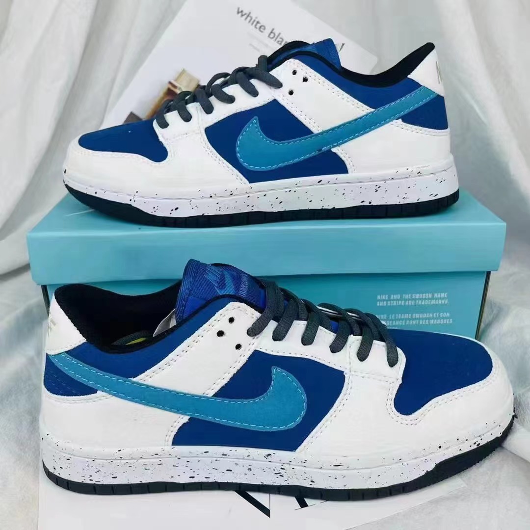 V1591-200.76💴32.88$NIKE gallery