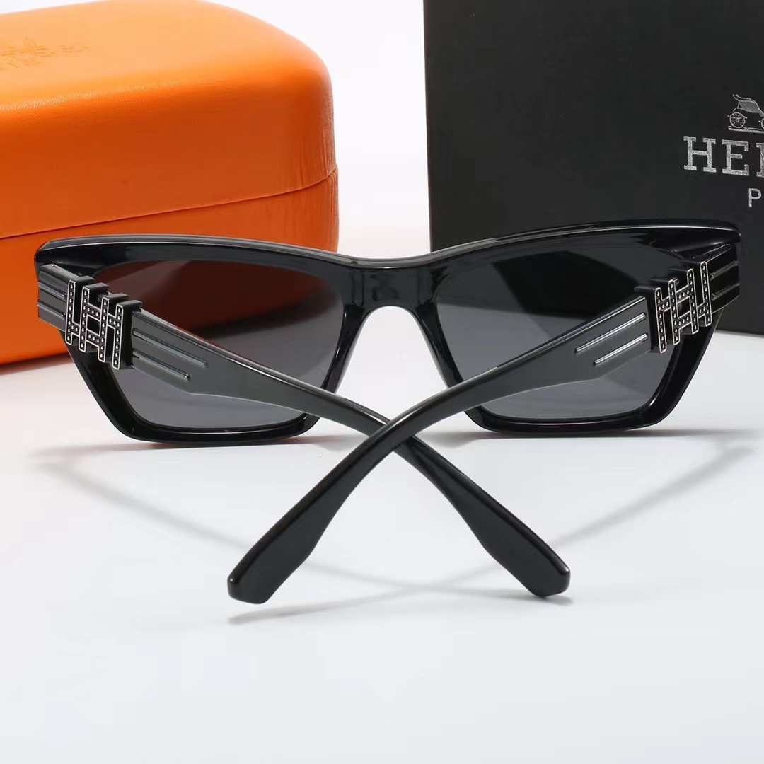 V2147-145.9💴25.99$HERMES gallery