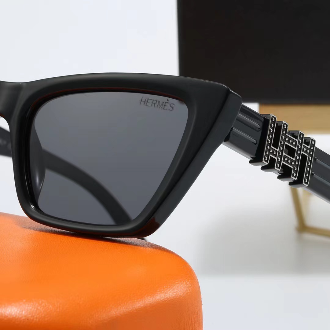 V2147-145.9💴25.99$HERMES gallery