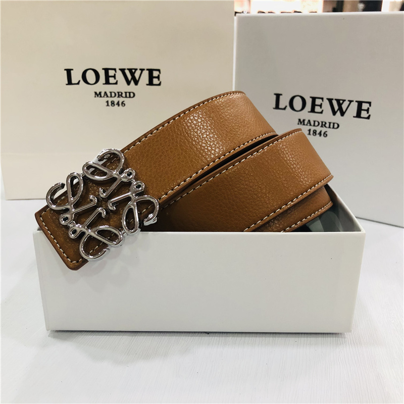 V2189-165.8💴26.69$Loewe gallery