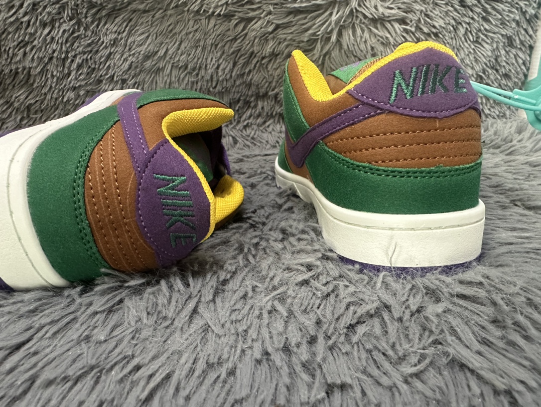 V2199-194.6💴30.66$NIKE gallery