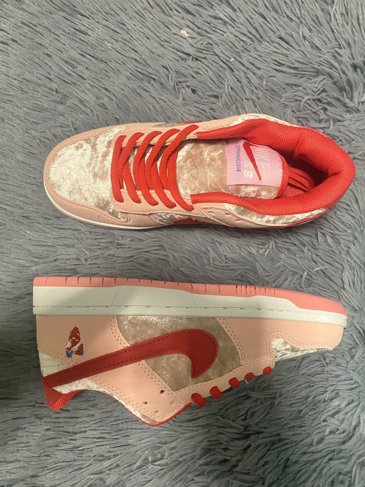 V2199-194.6💴30.66$NIKE gallery