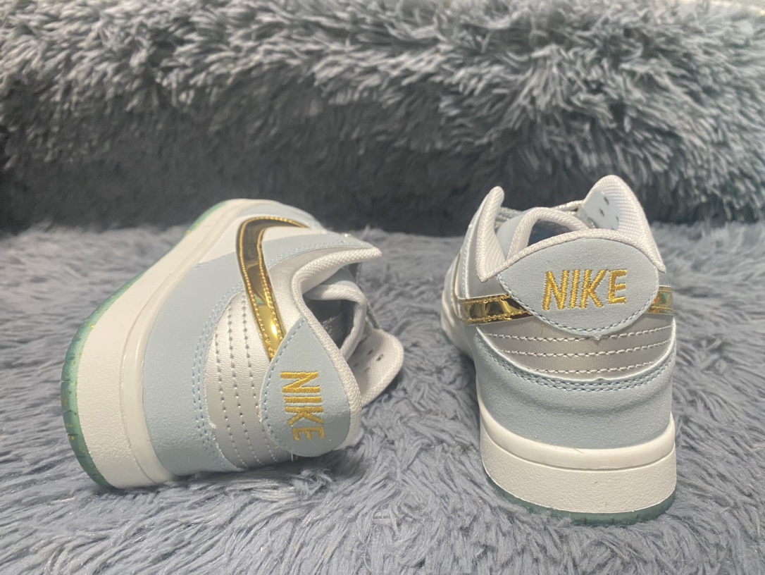 V2200-211.8💴32$NIKE gallery
