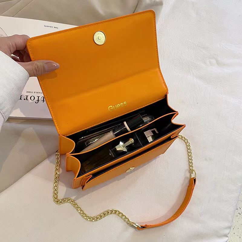 V2203-194.6💴29.66$Guess gallery