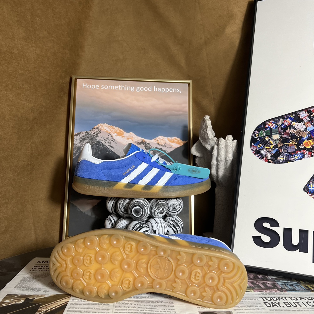 V2204-259.8💴40.6$Adidas gallery