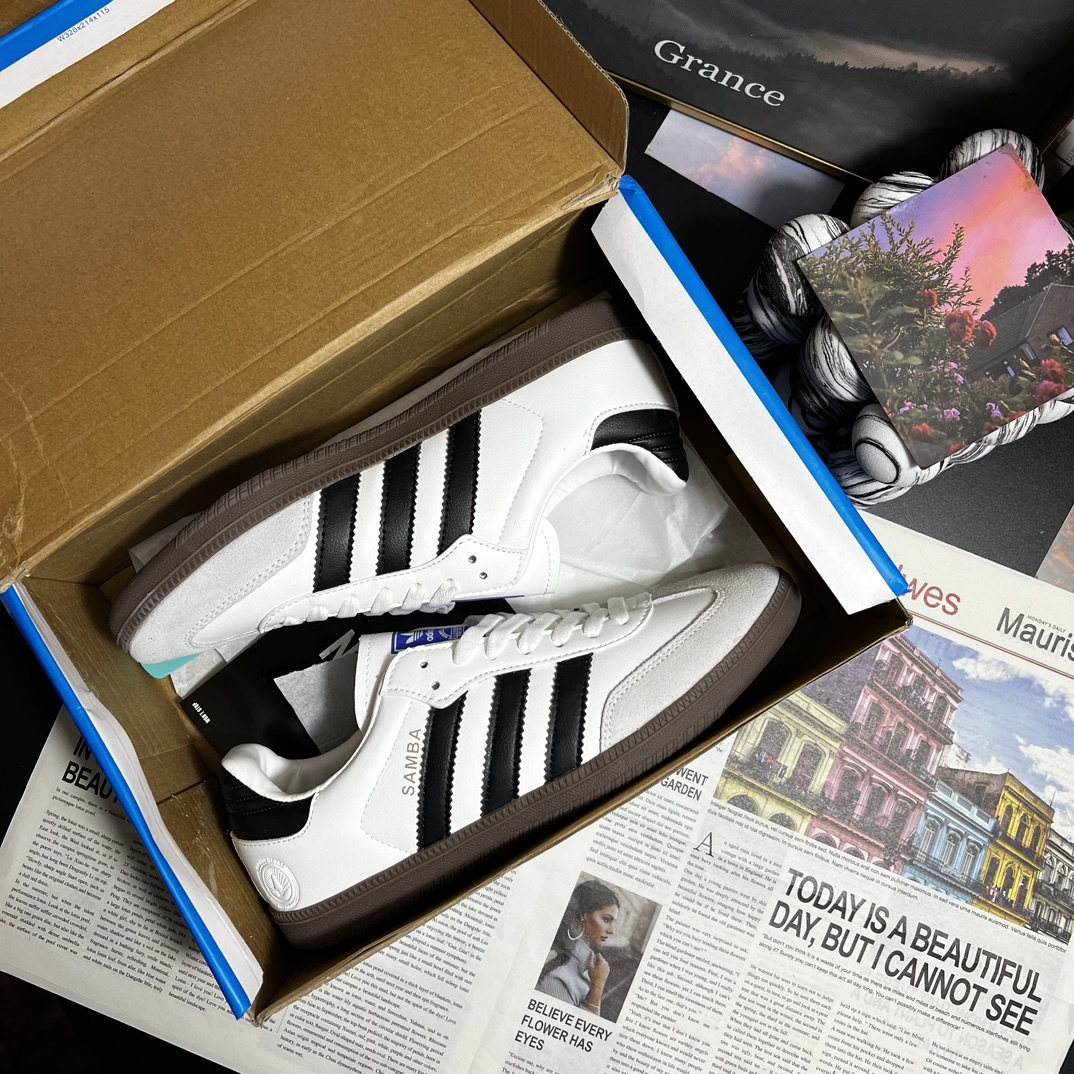 V2204-259.8💴40.6$Adidas gallery