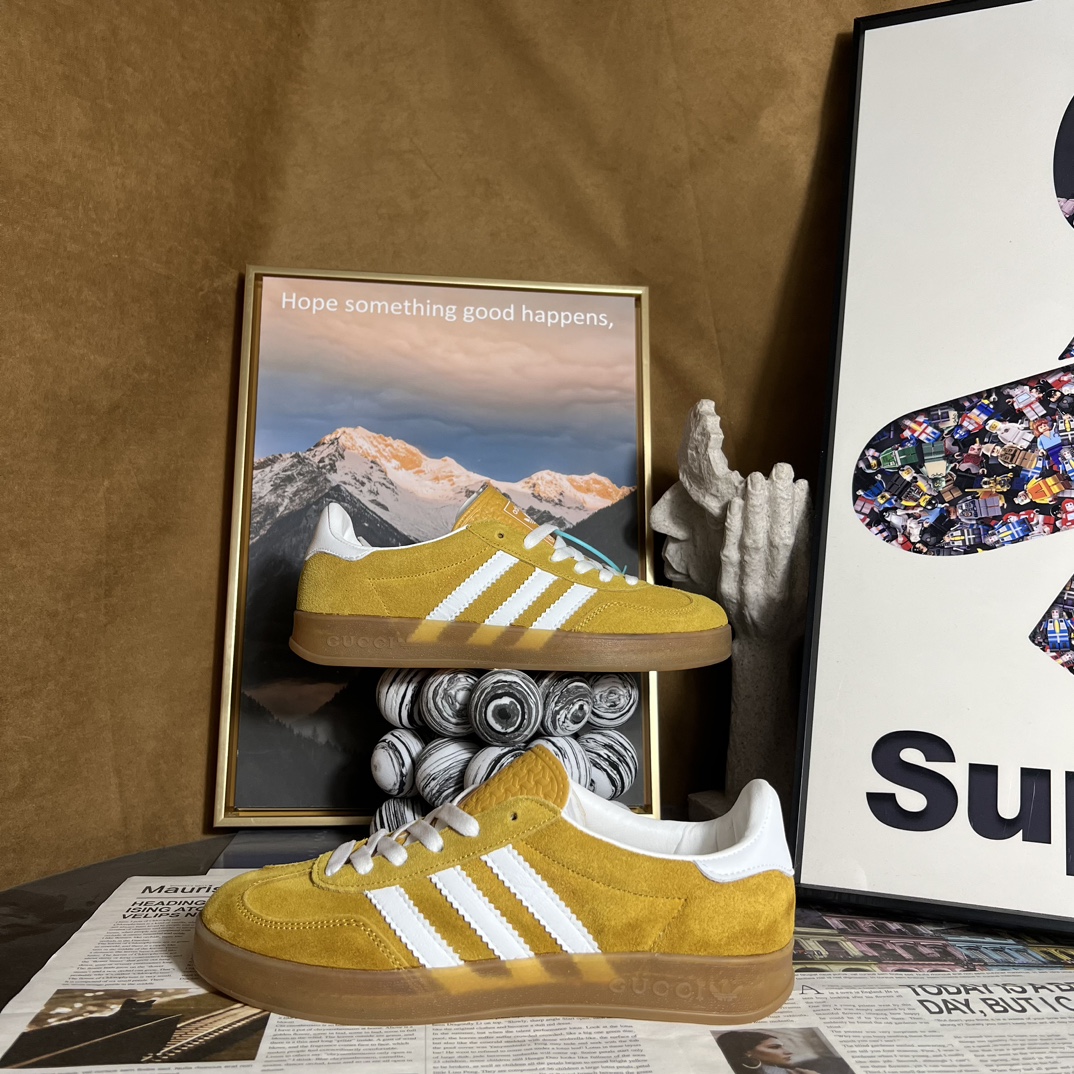 V2204-259.8💴40.6$Adidas gallery