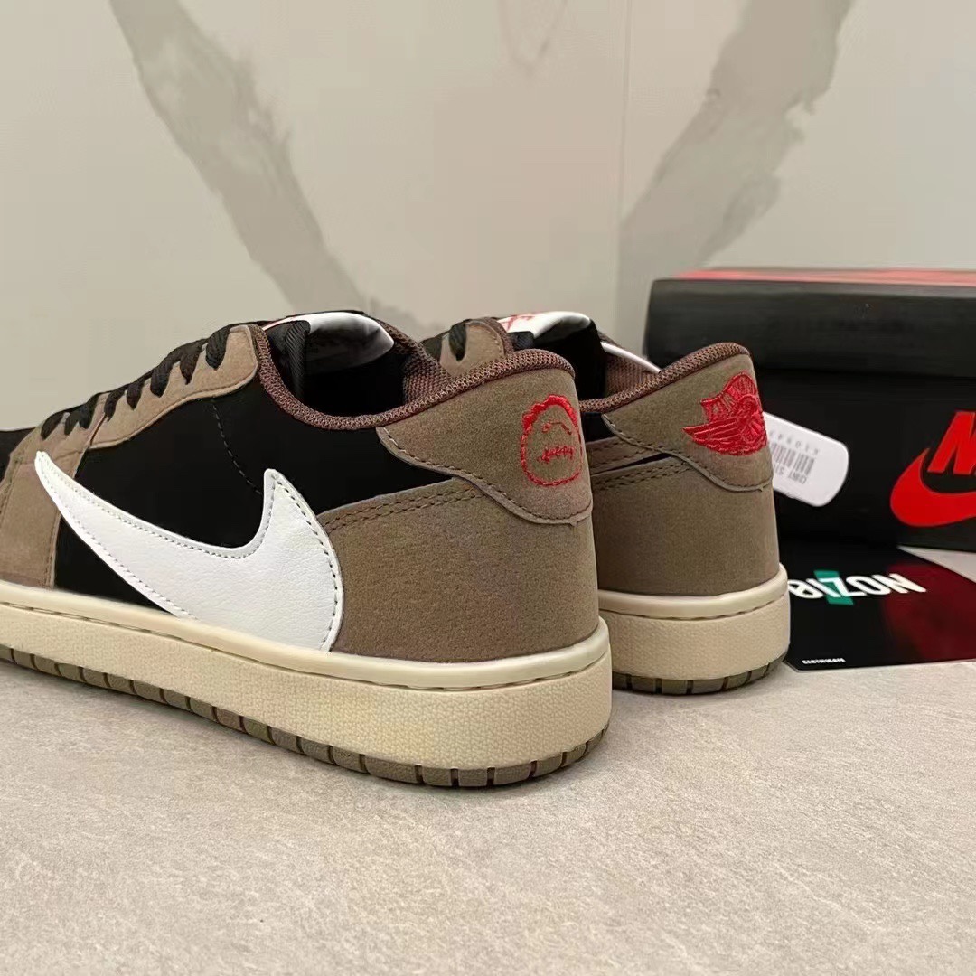 V2205-208.8💴30.6$NIKE gallery