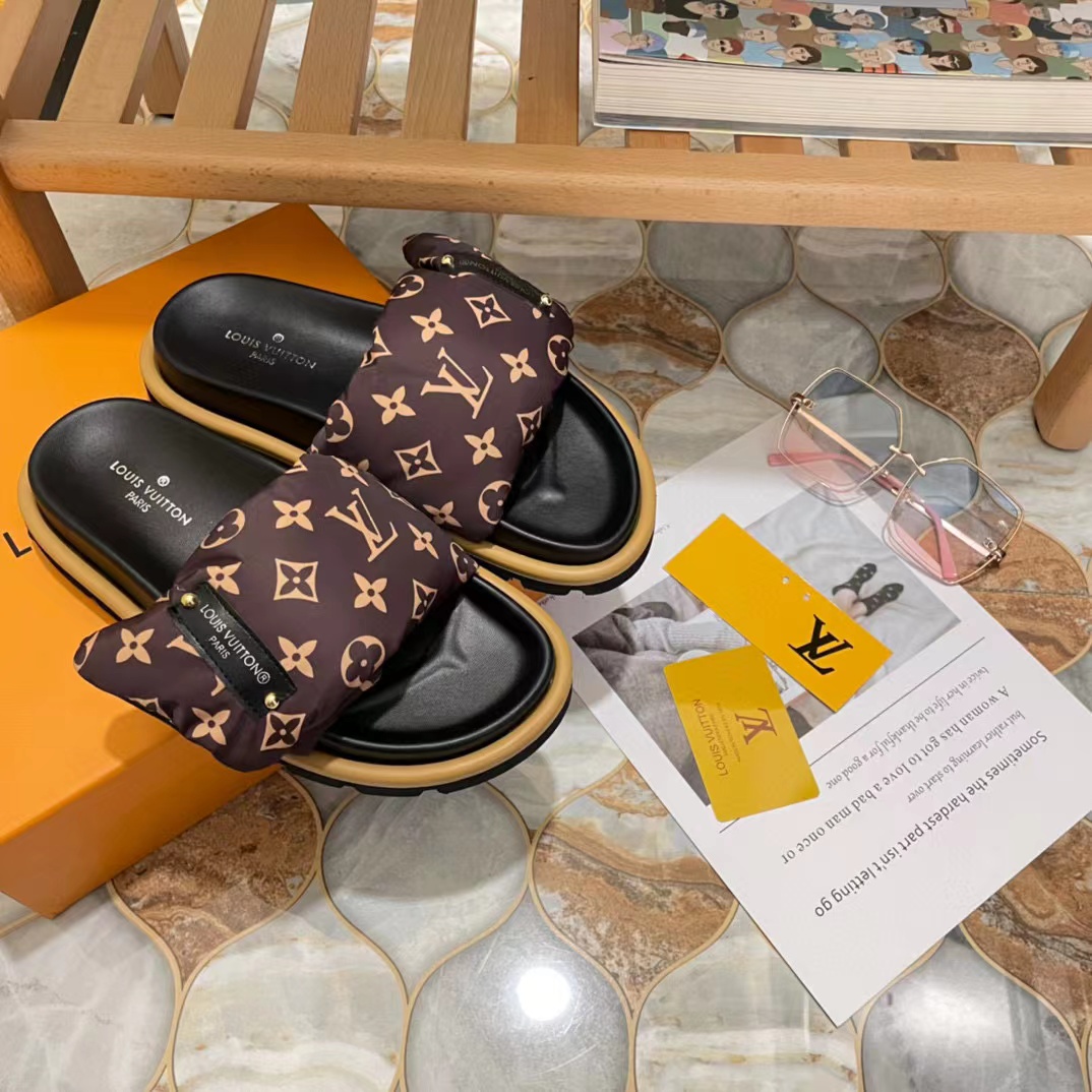 V2226-262💴38$LV gallery