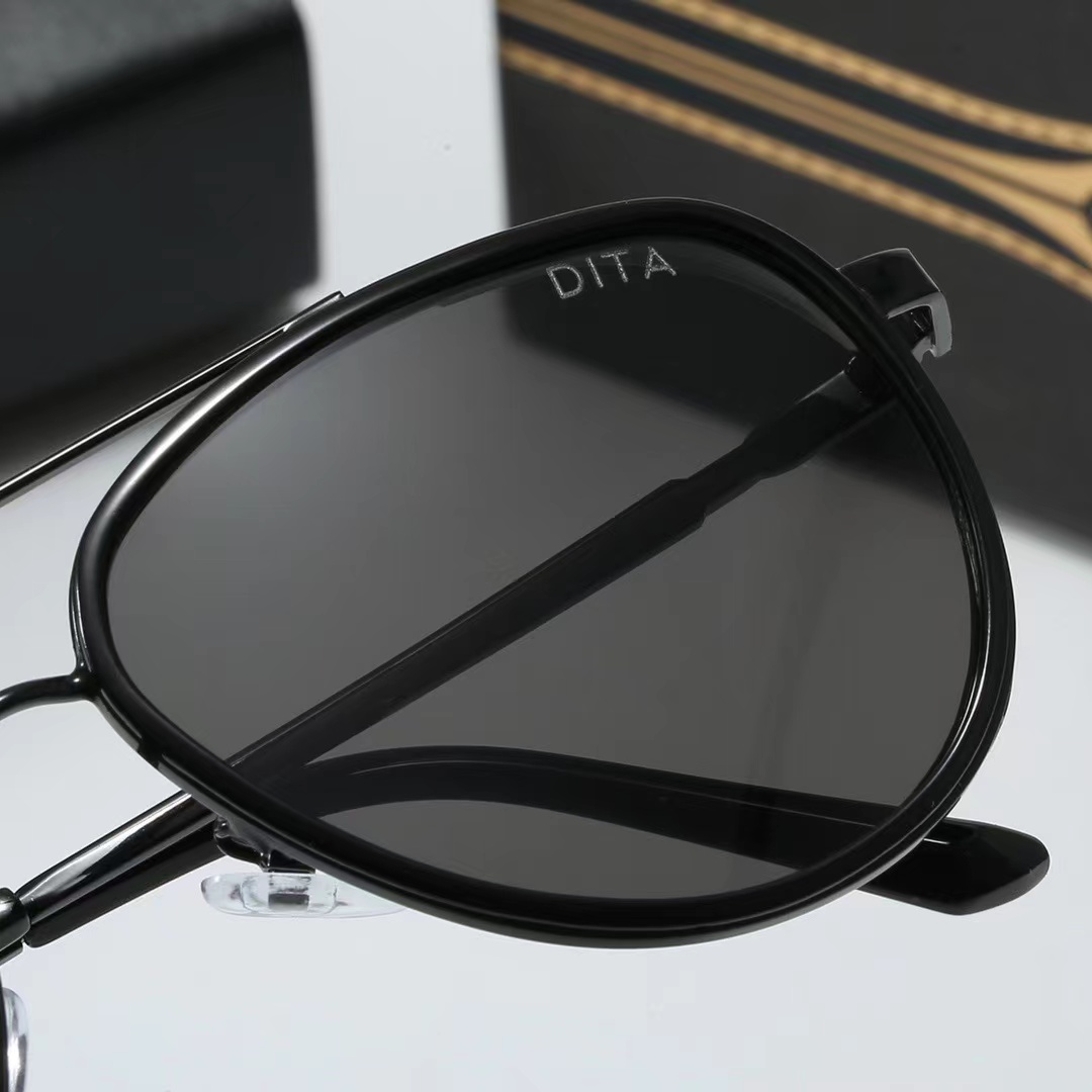 V2233-158.6💴25.03$DITA gallery