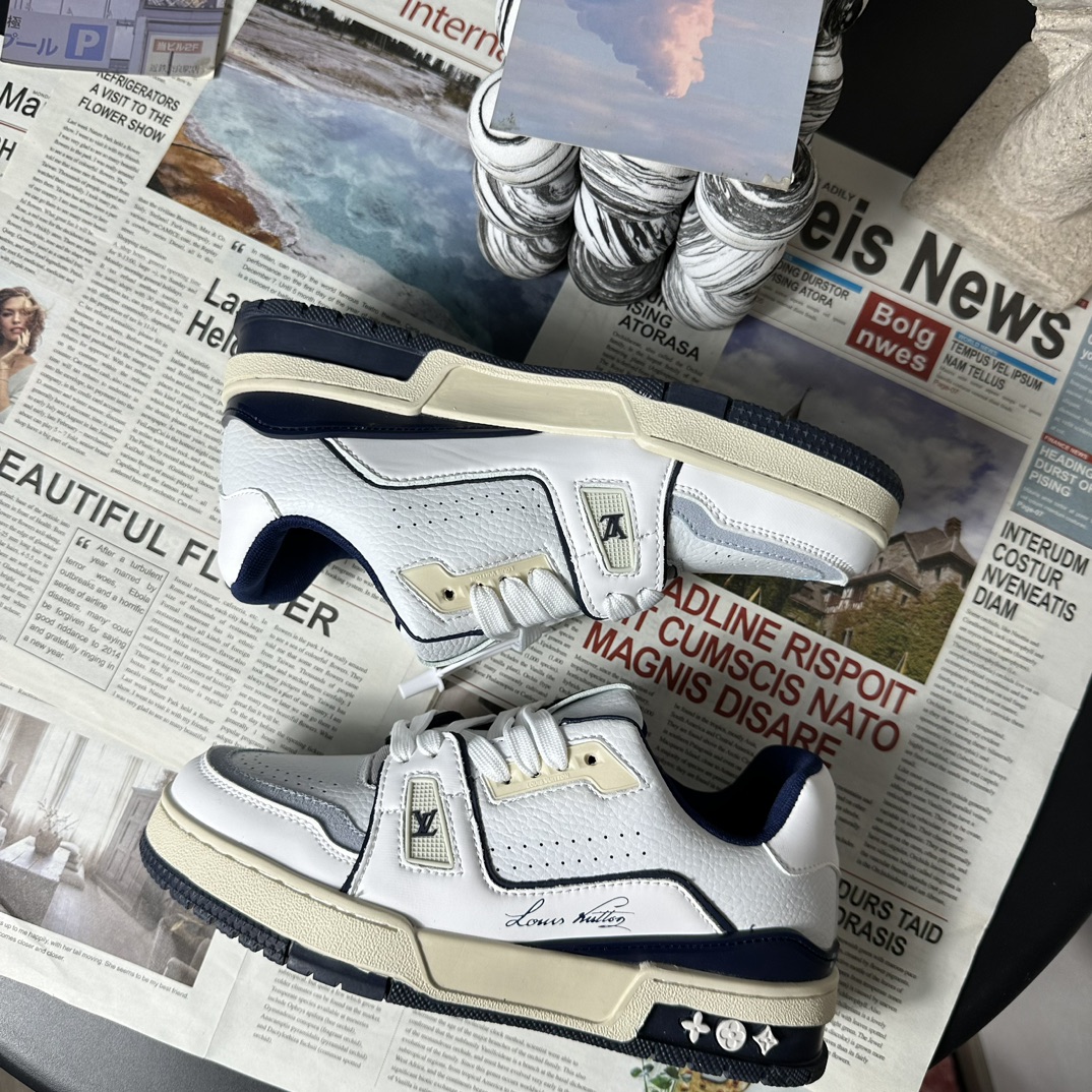 V2241-306💴46.18$ LV gallery