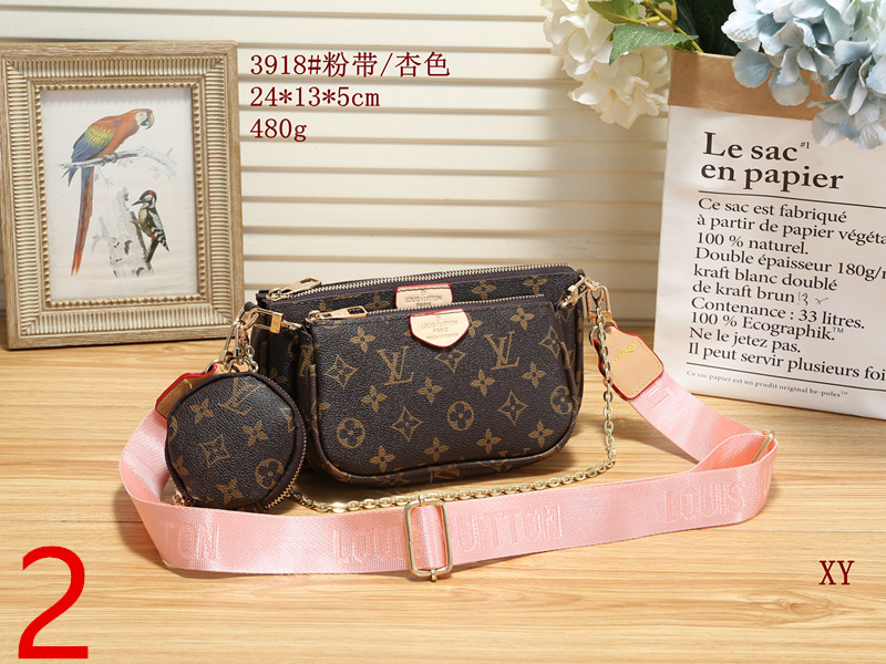 V2245-189💴32.01$lv gallery