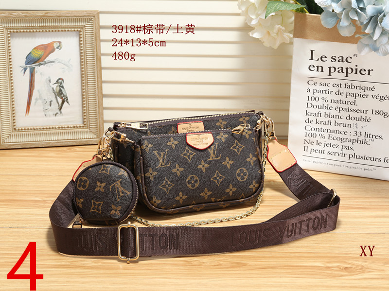 V2245-189💴32.01$lv gallery