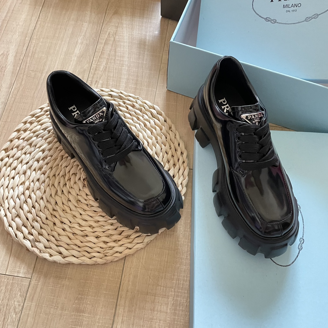 V2257-445💴66.85$PRADA gallery