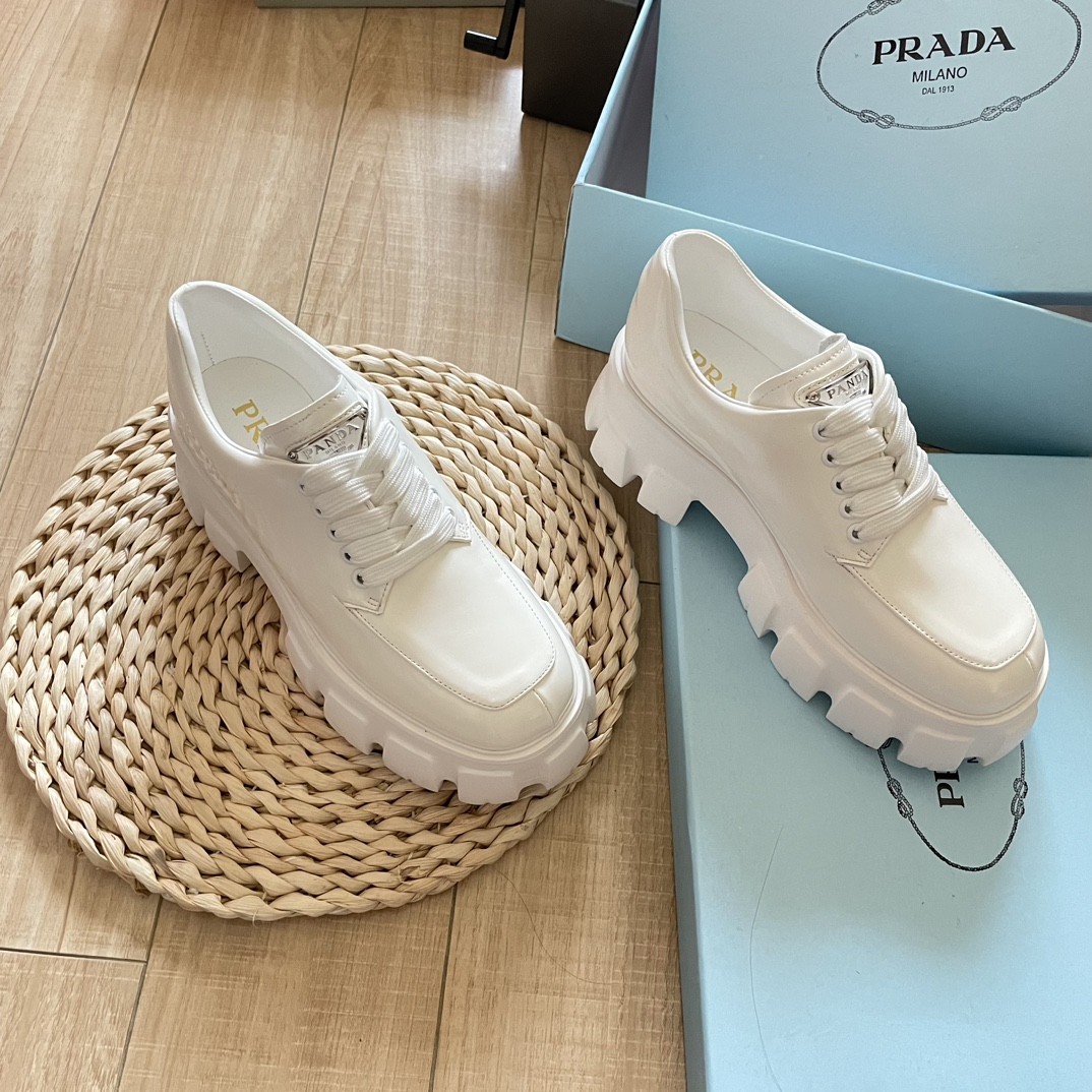 V2257-445💴66.85$PRADA gallery