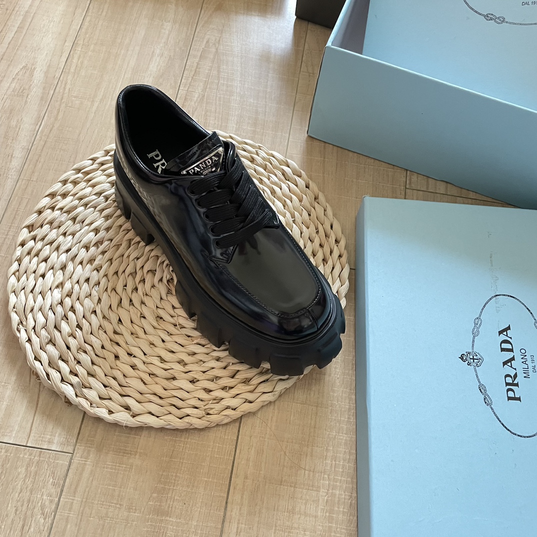 V2257-445💴66.85$PRADA gallery