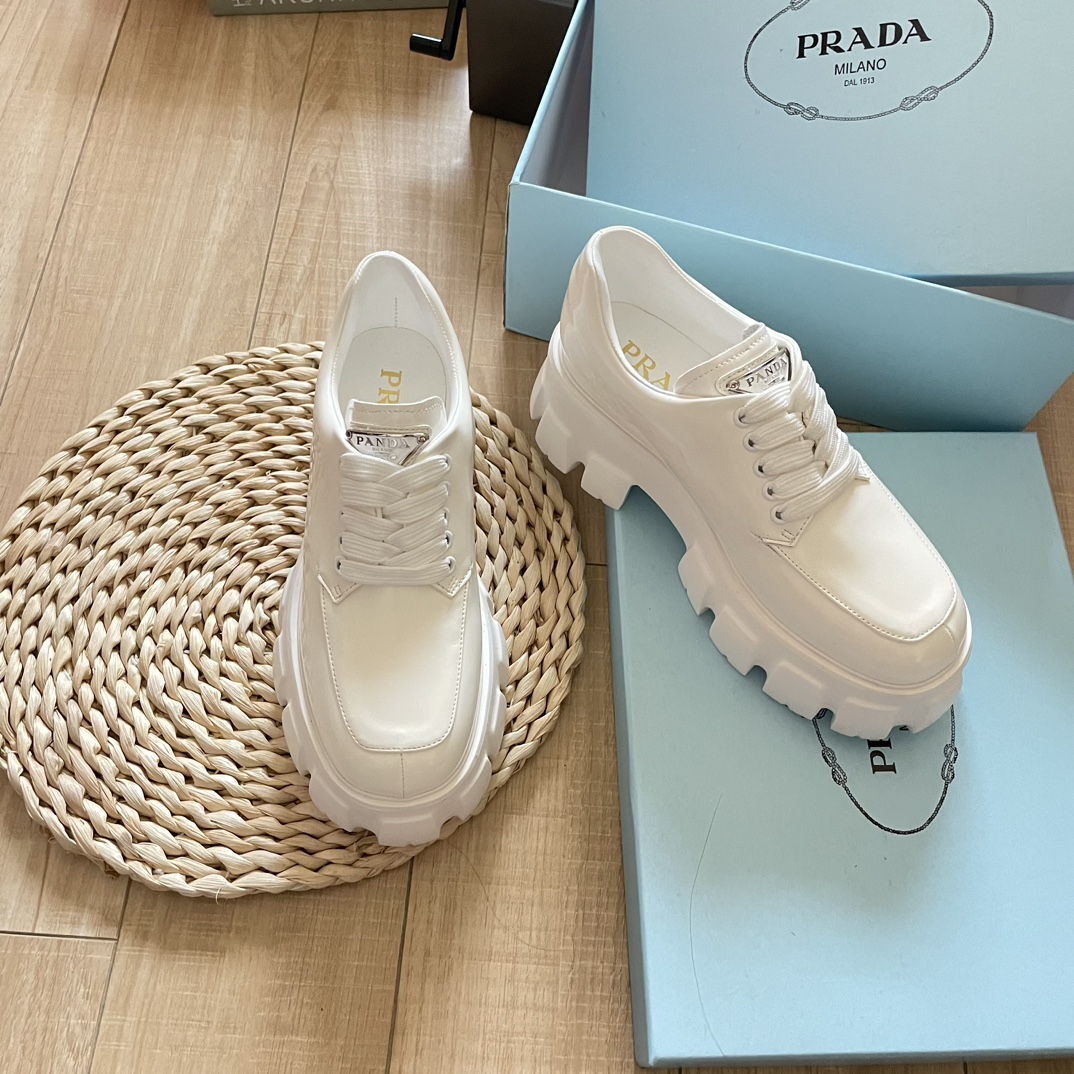 V2257-445💴66.85$PRADA gallery
