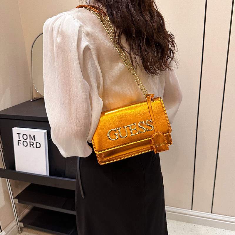V2265-201.6💴30$GUESS gallery