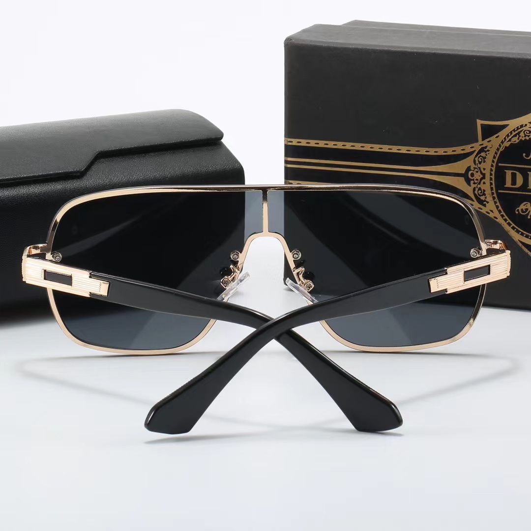 V2331-158.8💴25.06$DITA gallery
