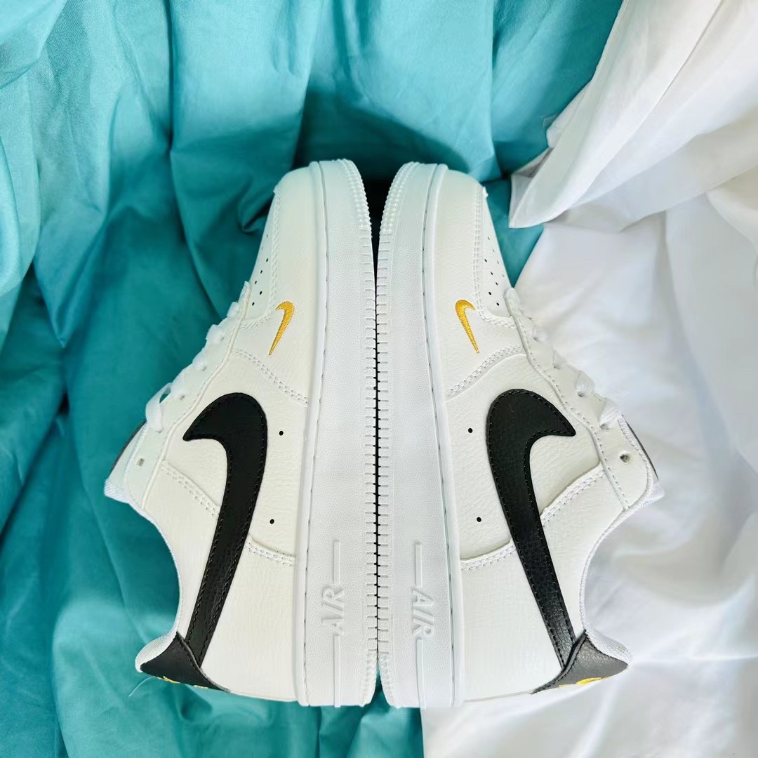 V2347-208.7💴29.99$NIKE gallery