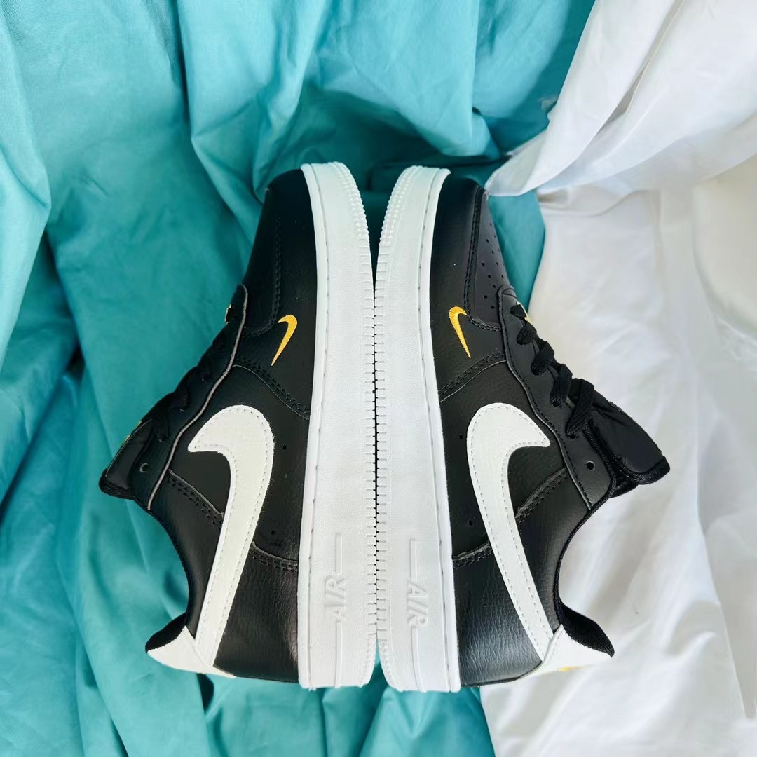 V2347-208.7💴29.99$NIKE gallery