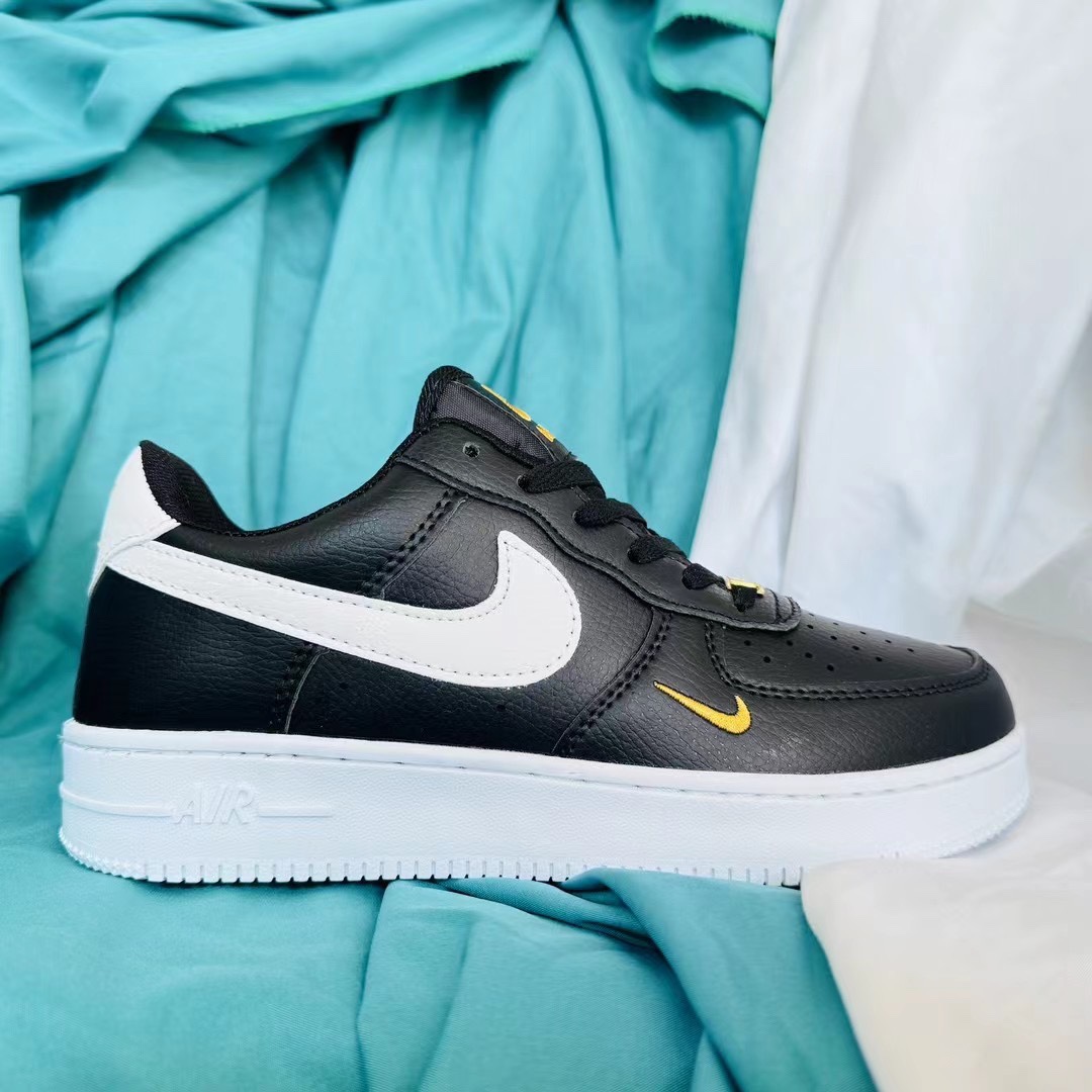 V2347-208.7💴29.99$NIKE gallery