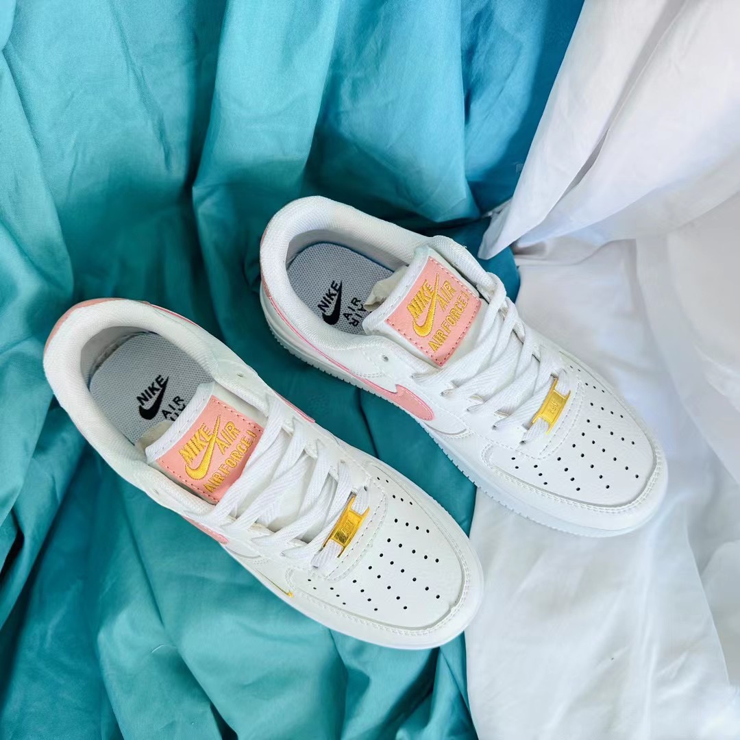 V2347-208.7💴29.99$NIKE gallery