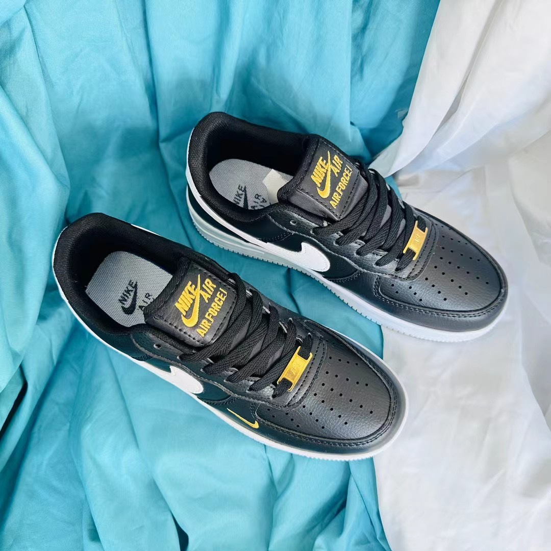 V2347-208.7💴29.99$NIKE gallery