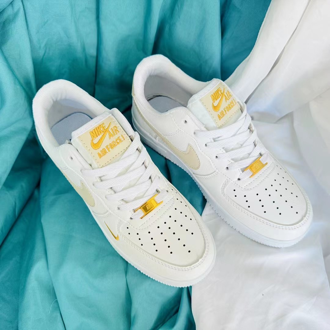 V2347-208.7💴29.99$NIKE gallery