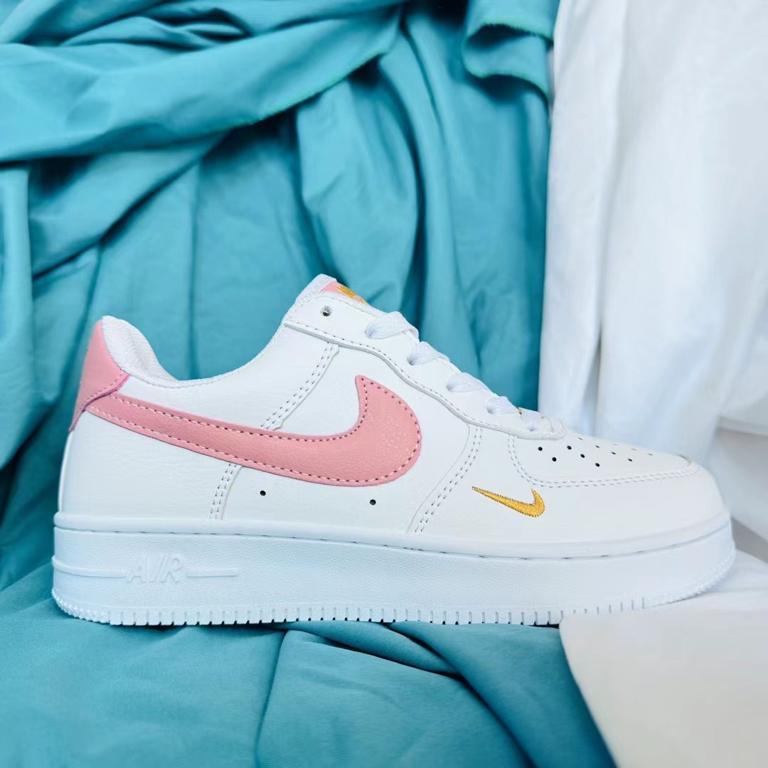 V2347-208.7💴29.99$NIKE gallery