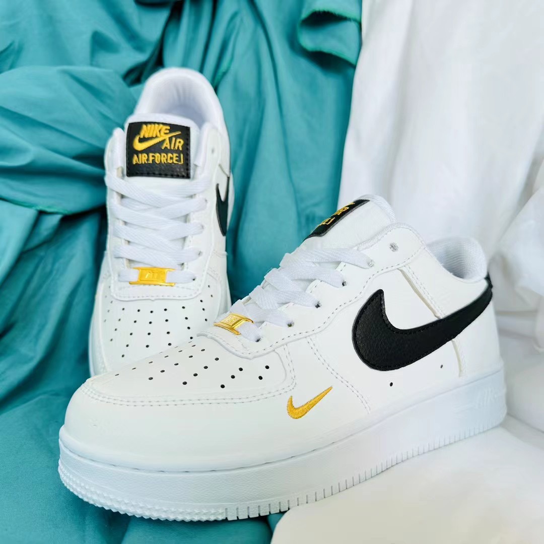 V2347-208.7💴29.99$NIKE gallery