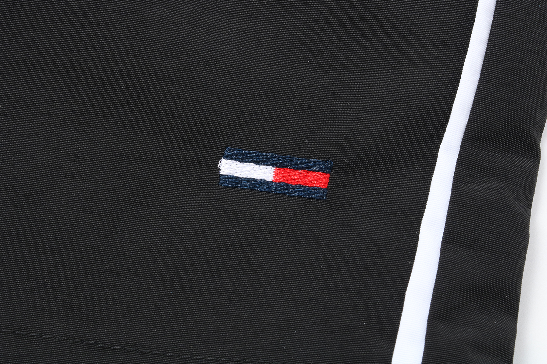 V2350-179.1💴26.88$tommy gallery