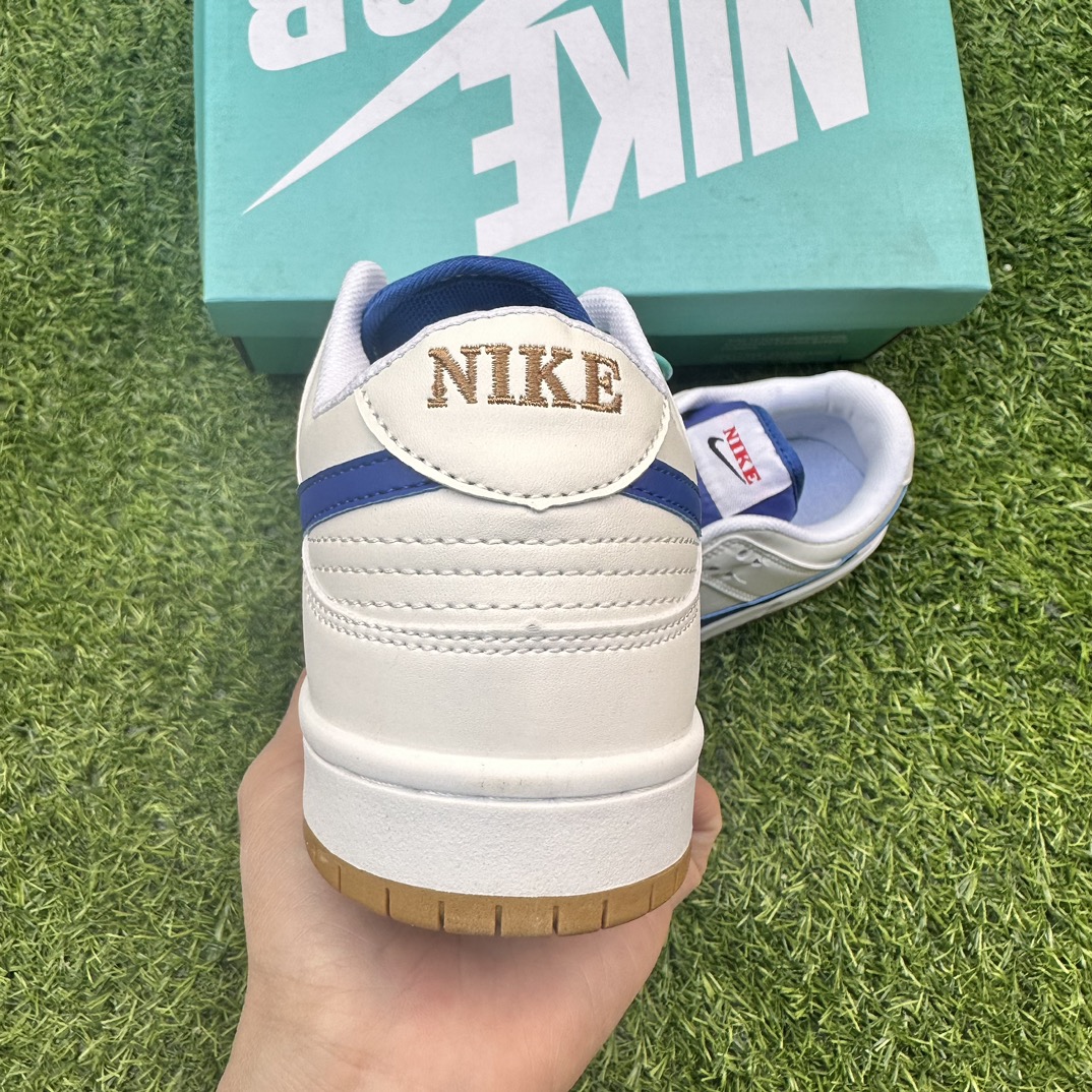 V2354-201.7💴29.02$NIKE gallery