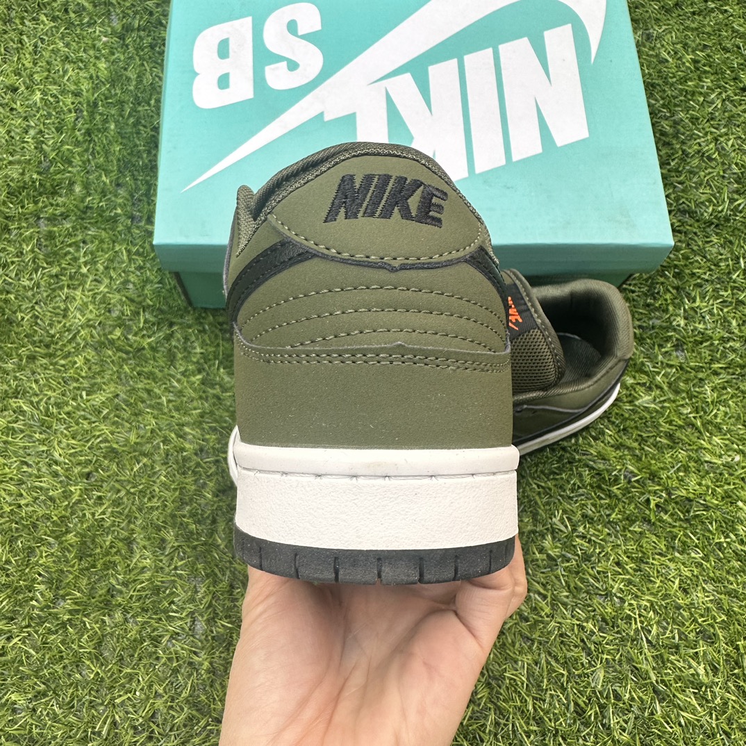 V2354-201.7💴29.02$NIKE gallery