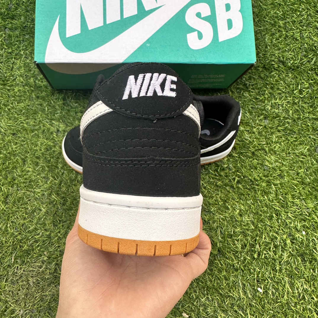 V2354-201.7💴29.02$NIKE gallery