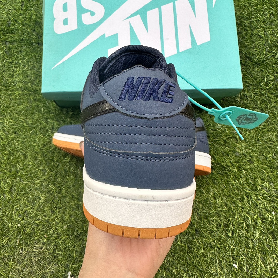 V2354-201.7💴29.02$NIKE gallery