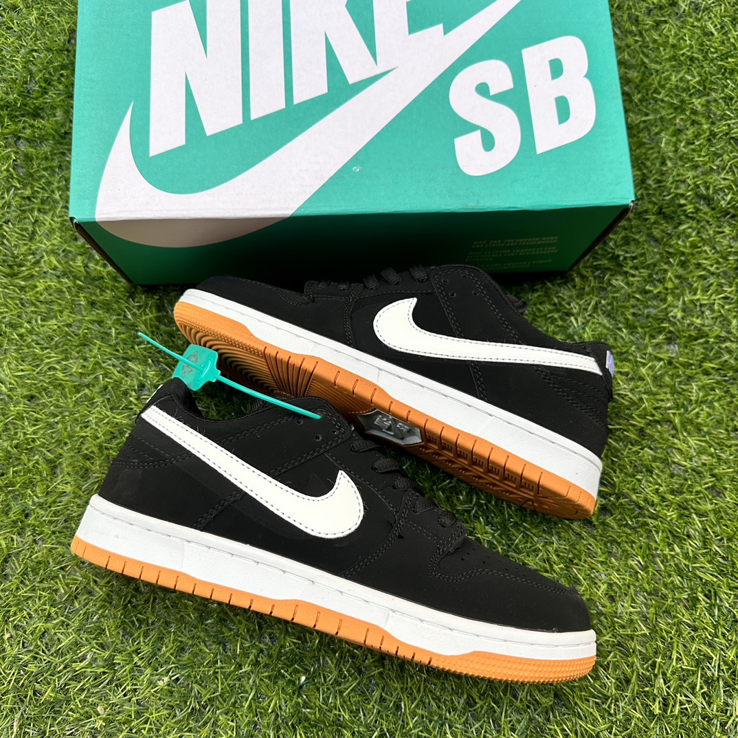 V2354-201.7💴29.02$NIKE gallery