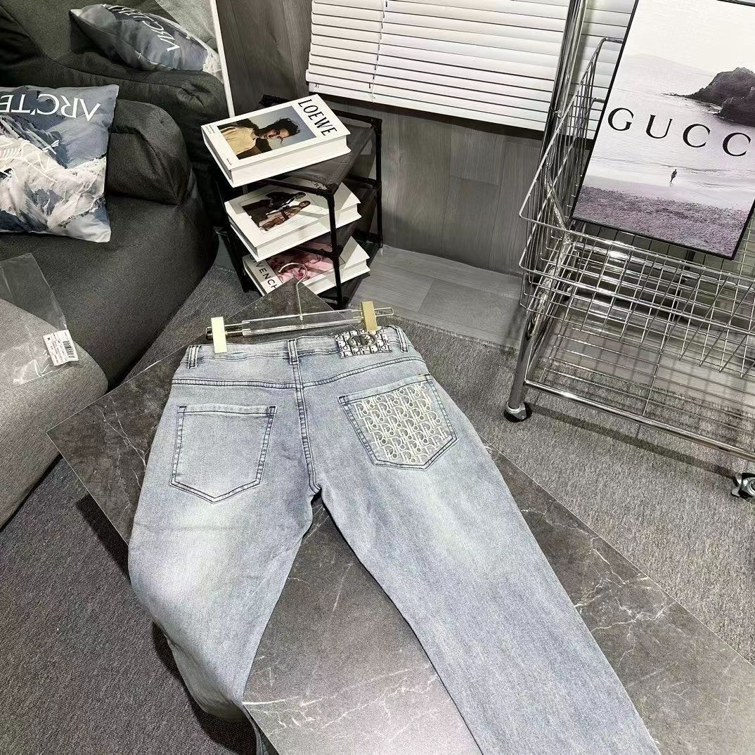 V2356-214.6💴29.8$DR gallery