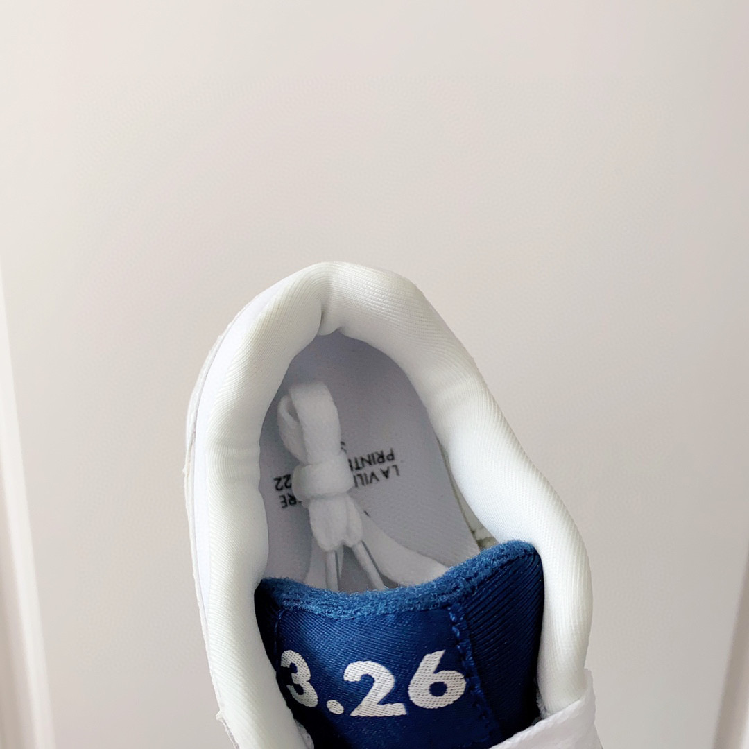 V2362-235.1💴35.66$nike gallery