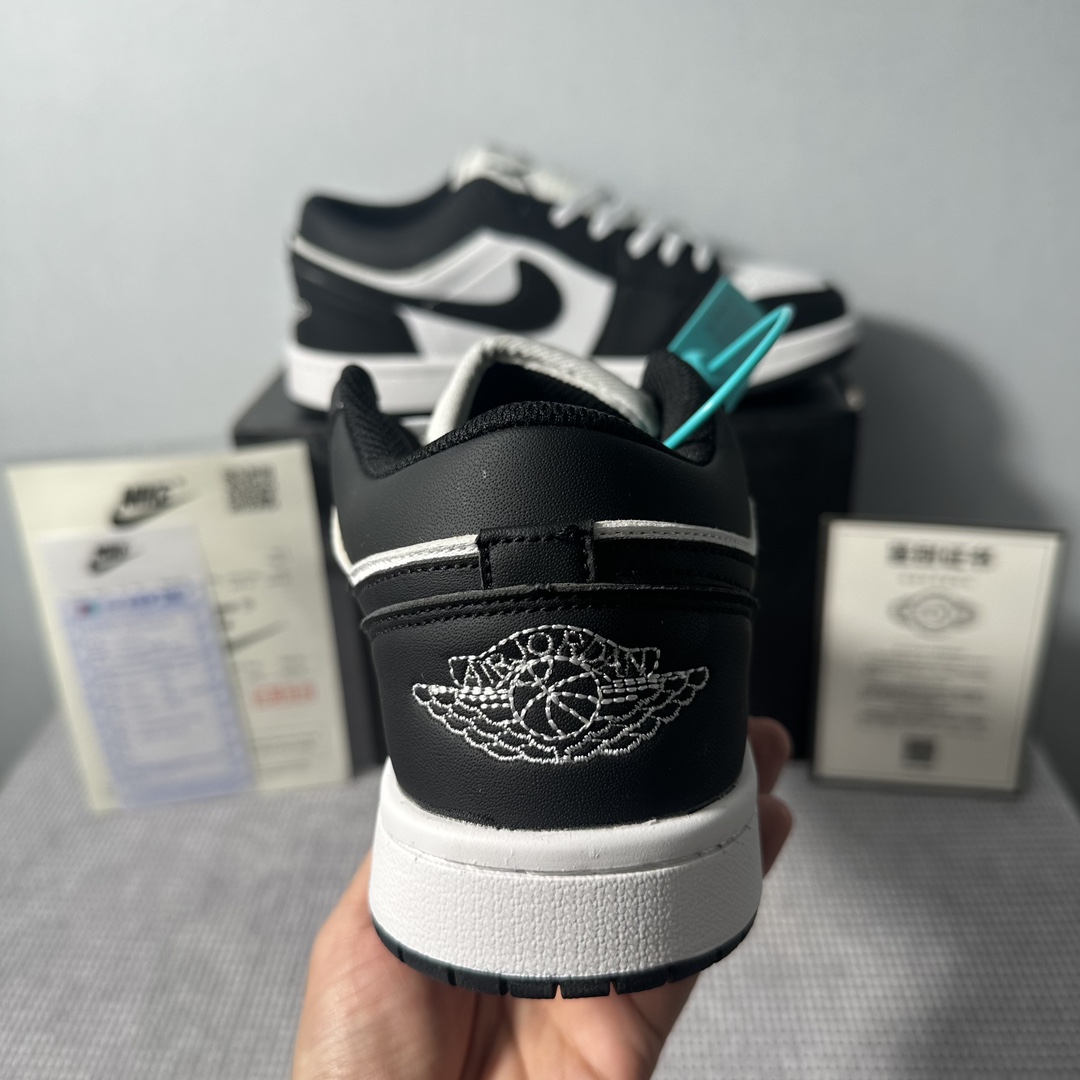 V2379-242.6💴36.69$NIKE gallery
