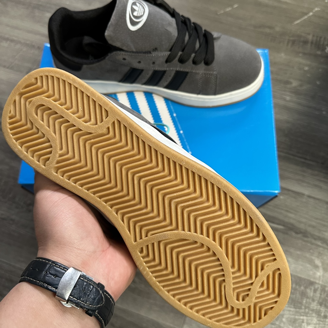 V2380-265.6💴38.88$adidas gallery
